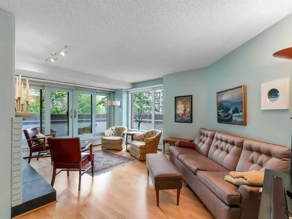 1731 S 9a St SW #303, Calgary, AB T2T 3E7