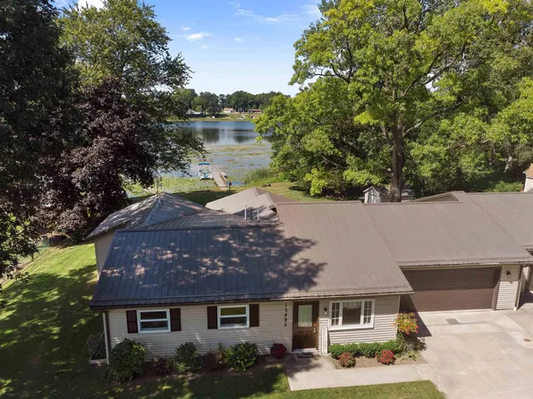 13495 N Hillside Dr, Syracuse, IN 46567