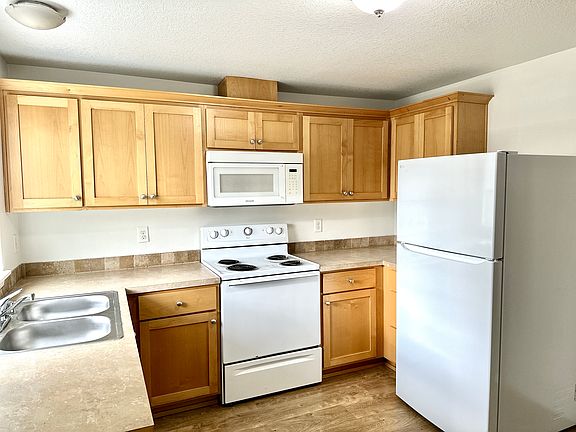 5th image of 14325 SE McGillivray Blvd