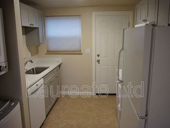4th image of 3069 Zuni St