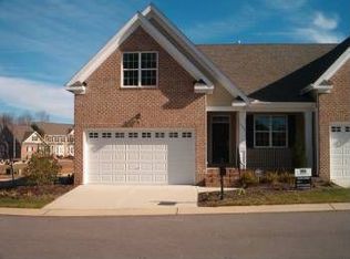 337 Duchart Ln, Fuquay Varina, NC 27526