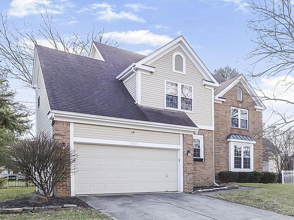 3rd image of 7352 Old Creek Ln