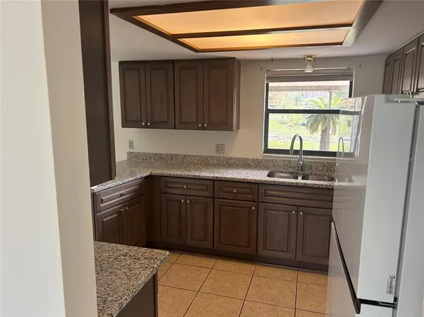 6168 Mariner Blvd, Spring Hill, FL 34609