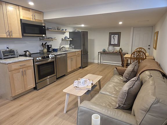 2nd image of 310 White Oak Trl #1