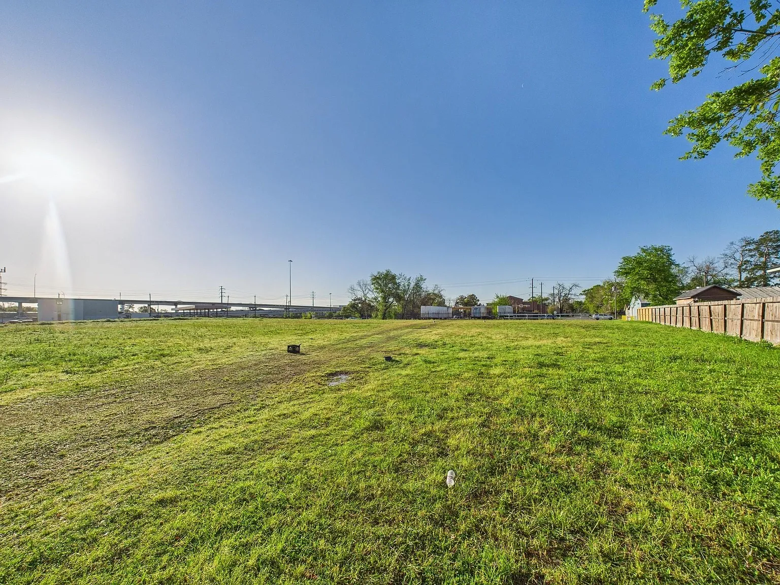 Studio, 44144 sqft, $5,600 — Photo 4