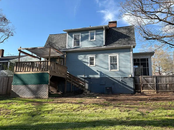 203 S Hampton Dr, Spartanburg, SC 29306