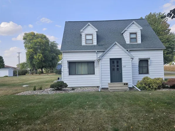 605 Reba St, Lone Rock, IA 50559