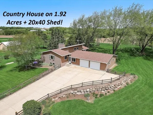7238 Hyer Rd, Waunakee, WI 53597