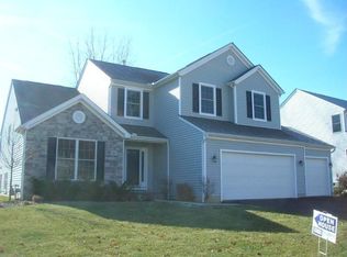 211 Timberland View Dr, Newark, OH 43055