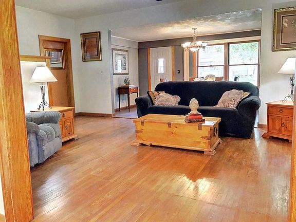 5th image of 513 N 9th St