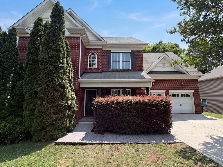 6311 Torrence Trace Dr — Photo 1