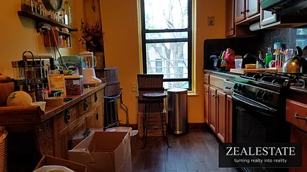 Rented by ZealEstate Group Inc