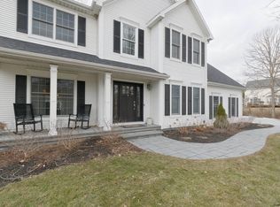 65 Hasgate Dr, Delmar, NY 12054