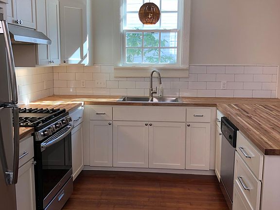 4th image of 7609 Hampson St
