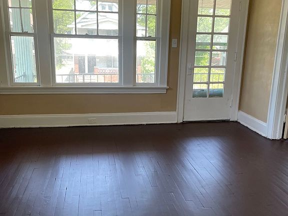 5th image of 11628 Imperial Ave #2