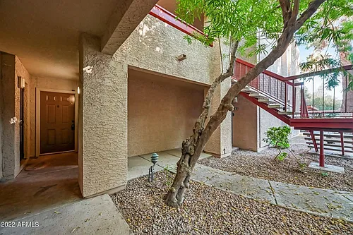 3131 W Cochise Dr Photo 1