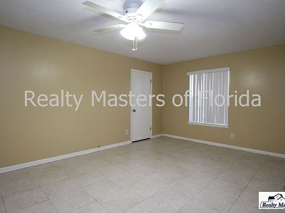 3rd image of 3311 Kingswood Ct #7B