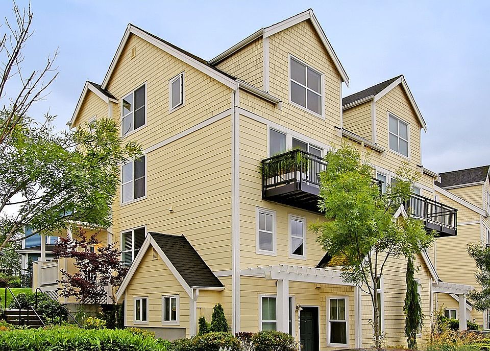 1st image of 1988 18th Avenue NE #53B