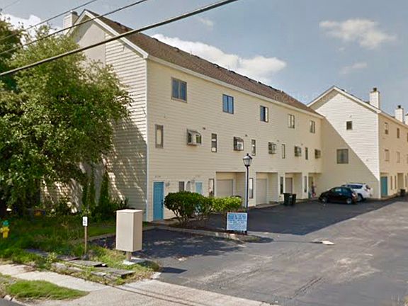 4th image of 3156 E Ocean View Ave