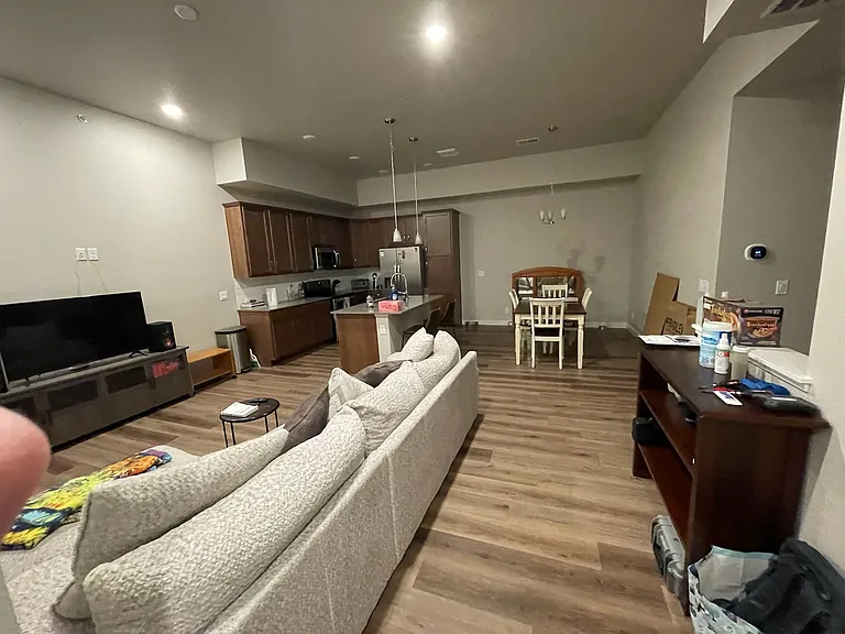 926 Schlagel St #5 — Photo 27