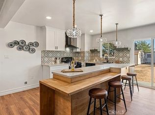 9925 Redwood Ave, Hesperia, CA 92345