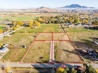 1405 Connelly Ln, Emmett, ID 83617