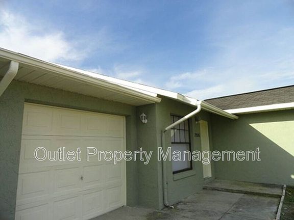 2nd image of 7526 University Garden Dr