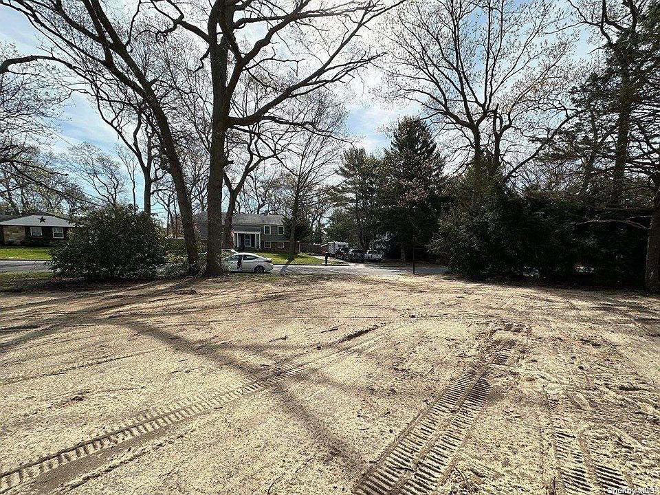 1st image of 34 Wintergreen Drive