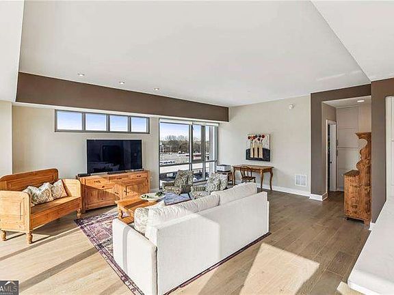 5th image of 1100 Howell Mill Rd #414