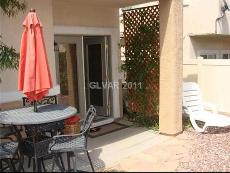 9157 Goose Lake Way #103 — Photo 2