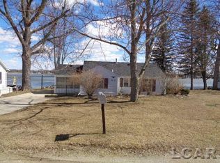 217 Lake View Dr, Hudson, MI 49247