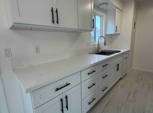 728 Clay Ave APT C, Huntington Beach, CA 92648