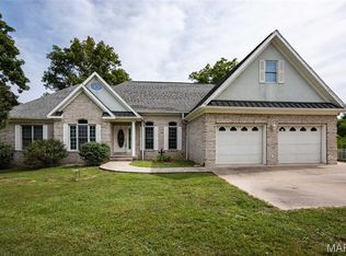 1385 Christian Chapel Rd, Anna, IL 62906