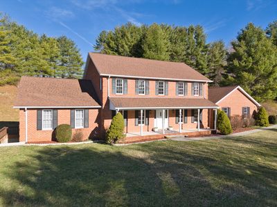 195 Showalter Rd NW, Willis, VA, 24380