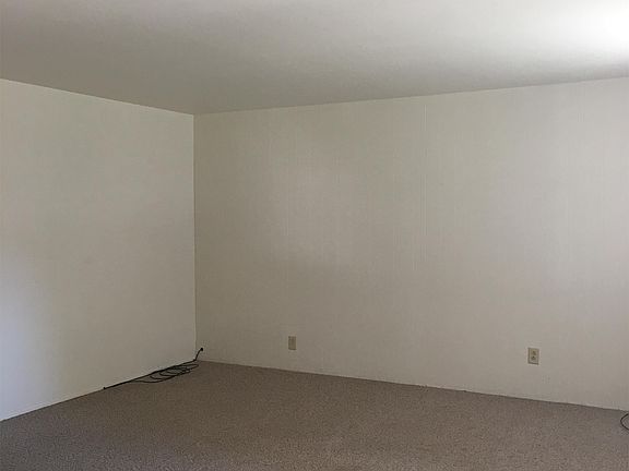 3rd image of 417 22nd St APT 1