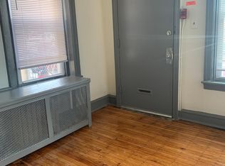 1008 S 52nd St, Philadelphia, PA 19143