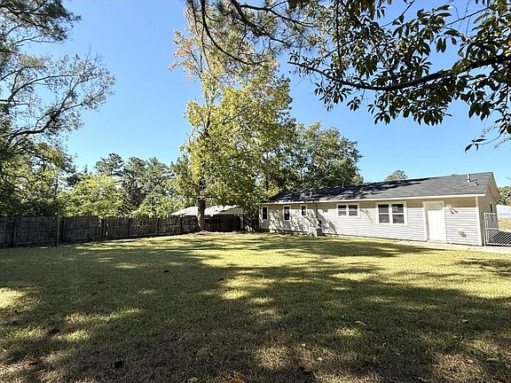 3rd image of 223 Westmont Dr