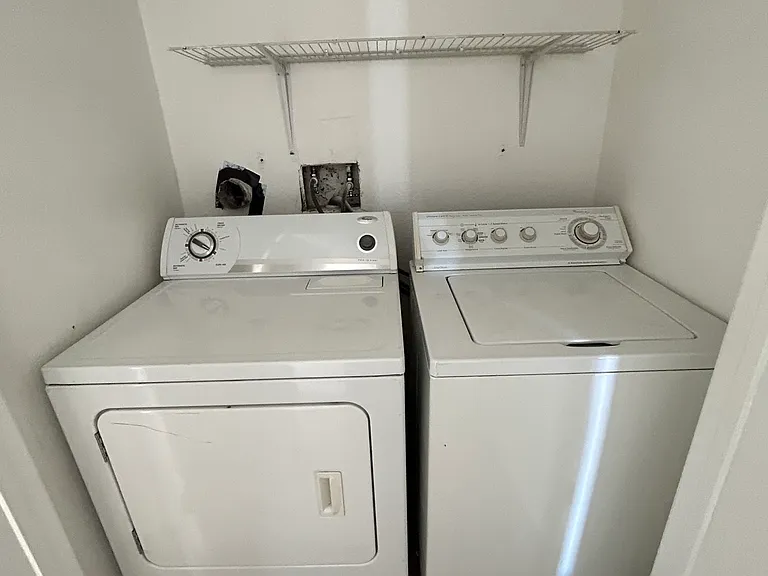 313 E Pine St #9 — Photo 25