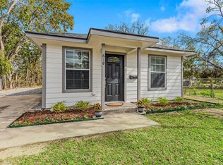 618 Pine St, Bonham, TX 75418