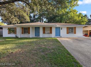 2549 Gina Dr, Pearl, MS 39208