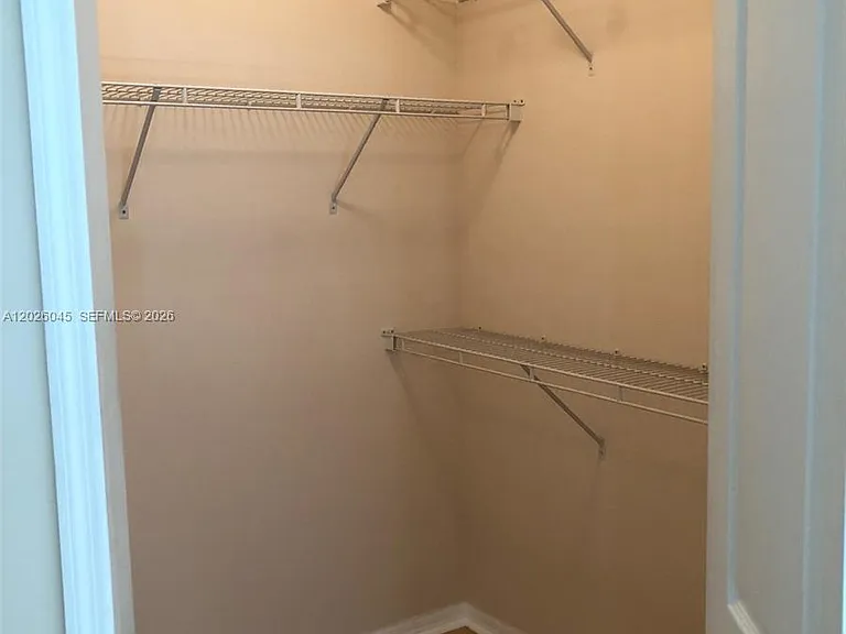 2665 SW 37th Ave #814 — Photo 9