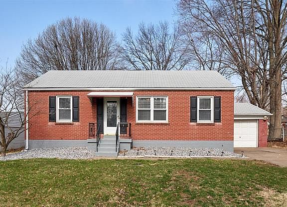 2nd image of 4 Saint Martha Ct