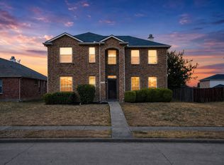 1213 Springwater Dr, Lancaster, TX 75134
