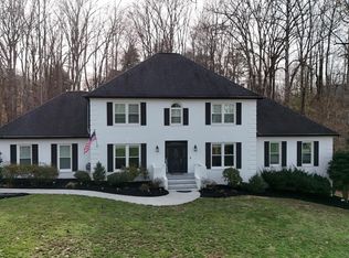 132 Danbury Dr, Oak Ridge, TN 37830