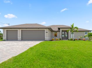 2828 SW 23rd Pl, Cape Coral, FL 33914