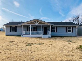 1709 N Pennsylvania Ave, Mangum, OK 73554