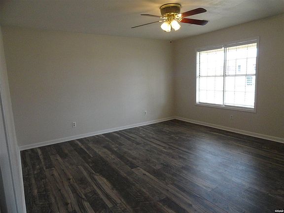 3rd image of 3683 Cleek Echo Dr