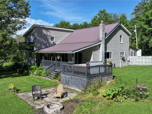 469 Hurley Rd, Westport, NY 12993