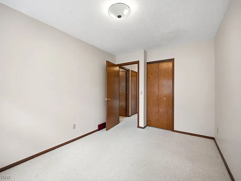 5034 Medhurst Ave — Photo 16