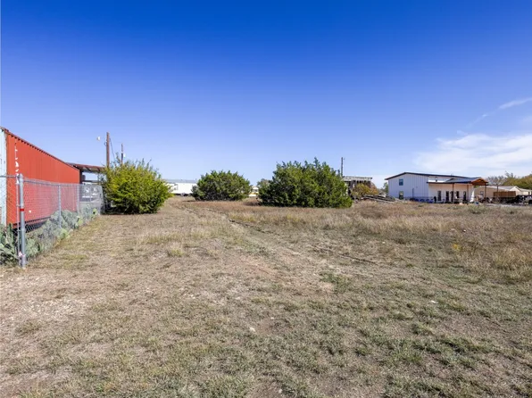 4608 Milburn Rd, Cresson, TX 76035